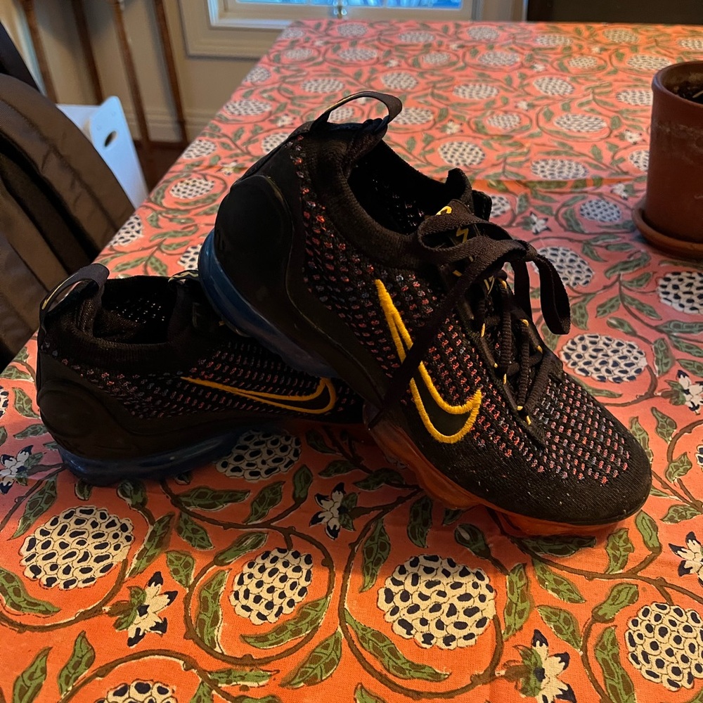Nike air max size 4